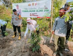 Cegah Perubahan Iklim, Polsek Sukahaji Gencarkan Aksi Tanam Pohon