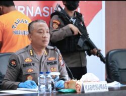 Ditreskrimum Polda Sulteng Serahkan 8 Tersangka Persetubuhan Anak Kepada Kejari Parimo