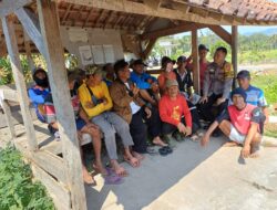 Bripka Dede Sulaeman, Bhabinkamtibmas Polsek Majalengka Kota, Sambangi Petani dan Ajak Menjaga Kamtibmas