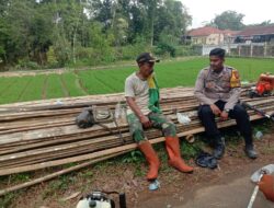 Bhabinkamtibmas Polsubsektor Sindang Sambangi Warga Desa Garawastu
