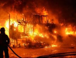 Kebakaran Hanguskan 154 Bangunan Rumah di Gambir, 2 Korban Tewas