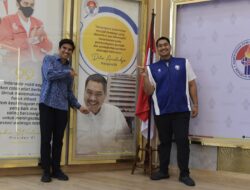 Menpora Dito Ajak Eks Menpora Malaysia Kunjungi Perpustakaan hingga Media Center Kemenpora