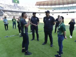 Menpora Dito Tinjau Gelora Bung Tomo, Cek Kesiapan Jelang Laga Persebaya Lawan Arema