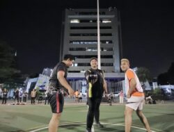 Hasil Kreasi Anak Bangsa, Menpora Dito Apresiasi dan Dukung Olahraga Fullball