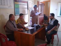 Bhabinkamtibmas Polsek Jatiwangi Sambangi Perangkat Desa di Balai Desa Leuweung Gede