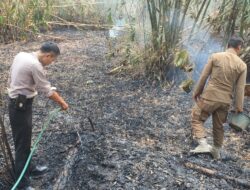Polisi di Majalengka Berhasil Padamkan Kebakaran Lahan di Blok Cihaliwung