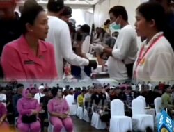 Ketua umum Bhayangkari Ny. Juliati Sigit Prabowo meninjau langsung pelaksanaan vaksinasi rabies di Provinsi Bali