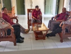 Jalin Silaturahmi, Kapolsek Cikijing Sambangi Kantor Kepala Desa Sukamukti