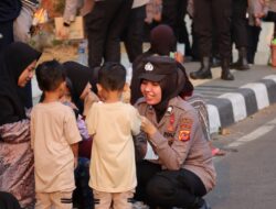 Kehadiran Polwan Polres Majalengka Dalam Pengamanan Aksi Bela Masyarakat Rempang Menyiratkan Kedamaian