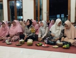 Bhabinkamtibmas Kelurahan Tarikolot Hadiri Peringatan Maulid Nabi Muhammad SAW 2023