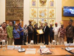 Komisi IV Siap Perjuangkan Aspirasi Hak Masyarakat Adat Papua Kepada KLHK