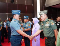 Panglima TNI Terima Korp Raport Kenaikan Pangkat 33 Perwira Tinggi TNI