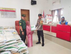 Sinergitas TNI-Polri di Cikijing, Monitoring Penyaluran Bantuan Pangan Cadangan Beras Pemerintah