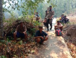 Bhabinkamtibmas Polsubsektor Sindang Terus Laksanakan Silaturahmi dan Sampaikan Pesan Kamtibmas