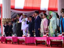 Presiden Jokowi Pimpin Upacara Peringatan HUT Ke-78 TNI