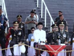 Kapolda Jabar : Hadir Pada Kegiatan Parade Dan Defile Peringatan HUT TNI Ke-78 Tahun 2023