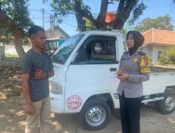 Polwan Bhabinkamtibmas Polsek Sukahaji Sambangi Warga Desa Cikoneng dan Sampaikan Pesan Kamtibmas