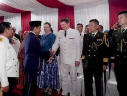 Presiden Jokowi Pimpin Upacara Parade Senja HUT Ke-78 TNI