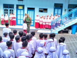 Peduli Generasi Penerus, Babinsa Apelkan Pelajar MI binaan