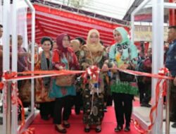 Istri Wakil Presiden RI, Resmikan Kantor Dewan Kerajinan Nasional Daerah (Deskrasnada) di Kota Sorong Papua Barat Daya