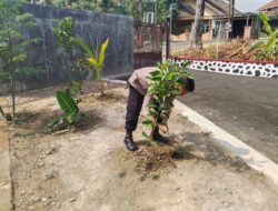 Turut Berpartisipasi, Polsek Majalengka Kota Gelar Kegiatan Penghijauan dalam Peringatan HUT Humas Polri ke-72