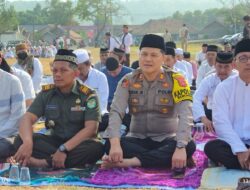 Warga dan Forkopimcam Sukahaji Bersatu dalam Shalat Istisqa untuk Minta Hujan di Tengah Kekeringan