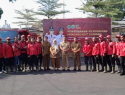 Dinas Lingkungan Hidup Tambah Empat Armada Pengangkut Sampah.