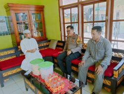 Kapolsek Sukahaji Sambangi Tokoh Agama Demi Situasi Kondusif Menjelang Pemilu 2024