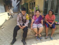 Bripka Dadan Sungkawa, Bhabinkamtibmas Polsek Dawuan Polres Majalengka, Sambangi Warga Gandu dan Sampaikan Pesan Kamtibmas