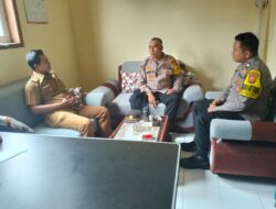 Kapolsek Maja Membangun Sinergi dengan Kepala Desa Cipicung dalam Rangka Kamtibmas