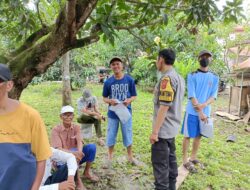 Bhabinkamtibmas Ajak Warga Desa Palasah Hemat Air Bersih di Musim Kemarau