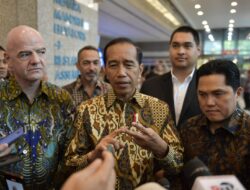 Menpora Dito Dampingi Presiden Jokowi Resmikan Kantor FIFA Jakarta