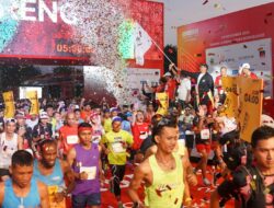 Lepas Ribuan Peserta Borobudur Marathon 2023, Menpora Dito Harap Atlet Indonesia Bisa Berprestasi