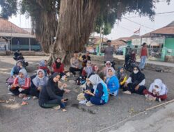 “Kapolsek Leuwimunding Himbau Pengajar SMP Negeri 1 Leuwimunding Jaga Kondusifitas Menjelang Pemilu Damai 2024”