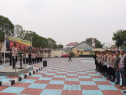 “Wakapolres Majalengka Pimpin Apel Kesiapan Pengamanan Unjuk Rasa Buruh”