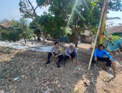 Bhabinkamtibmas Polsek Sindangwangi Sambangi Warga Desa Ujungberung untuk Membangun Kemitraan dan Keamanan Bersama