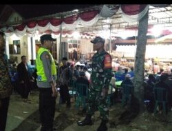 Babinsa Turut Serta Lestarikan Dan Amankan Pagelaran Wayang Kulit