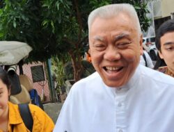 Pengusaha Alex Tirta Tiba di Polda Metro Penuhi Panggilan Penyidik