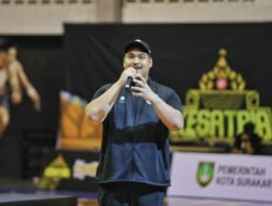 Basket Indonesia Terus Berkembang, Menpora Dito Bangga Tim Kesatria Bengawan Solo Banyak Dihuni Anak Muda Hebat