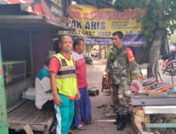 Babinsa Joyotakan Motivasi Warga yang Terkena Dampak Program Pembangunan Parapet