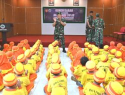 Keceriaan Anak-anak dari KB RA AL Mabrur Bendosari Outingclass di Makodim 0726/Sukoharjo