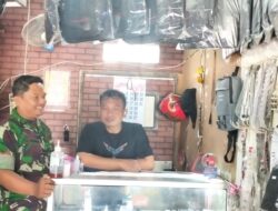 Babinsa Joyotakan Motivasi Pelaku UMKM Pedagang Butik