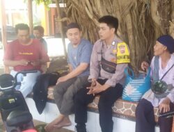Bripka Dadan Sungakawa Sambangi Warga Desa Mandapa, Ajak Bersama-sama Jaga Kamtibmas Menyongsong Pemilu 2024 Damai