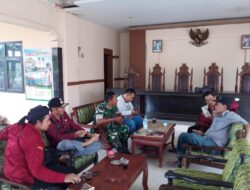 Tingkatkan Kerjasama Yang Baik, Babinsa Silaturahmi Dengan Perangkat Desa