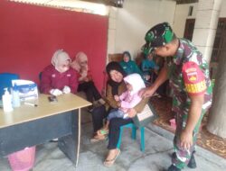 Babinsa Turut Suksesnya Imunisasi Polio