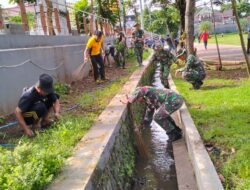 Jaga Lingkungan Bersih, Koramil 1701/Majalengka Bersihkan Sampah
