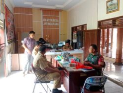 Komos dengan Perangkat Desa, babinsa Jatingarang pererat Sinergi untuk kesejahteraan warga