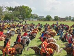 GANJAR PRANOWO, Gelar Gebyar Seni Budaya Tradisional Jaran Kepang dan Serahkan Bantuan Gamelan