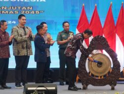 Menpora Dito Dampingi Presiden Jokowi Buka Kongres Hikmahbudhi ke XII 2024 di Jakarta