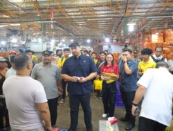 Menpora Dito Buka Acara Literasi Keuangan dan Blusukan ke Pasar Induk Kramat Jati untuk Dukung Pengembangan Wirausaha Muda